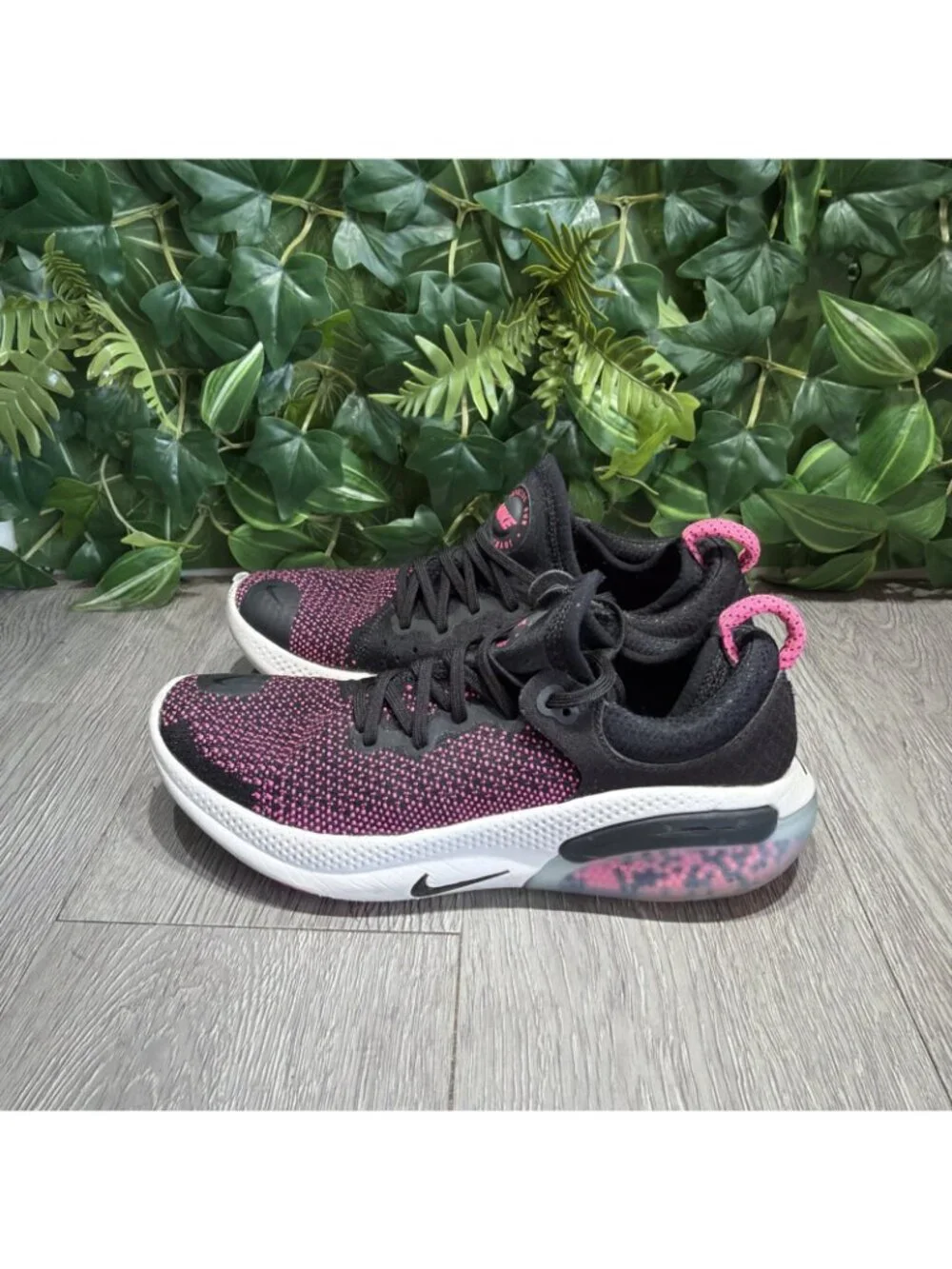 Nike Joyride Run Flyknit AQ2730-003 Mens 7 Women 8.5 Black Pink Running Sneakers - Picture 4 of 11